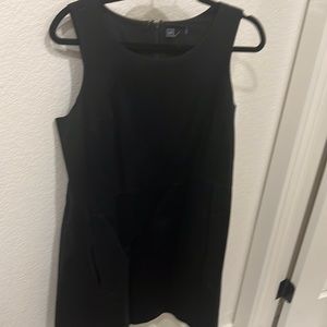 Black mini dress with pockets. Cotton. Size large.